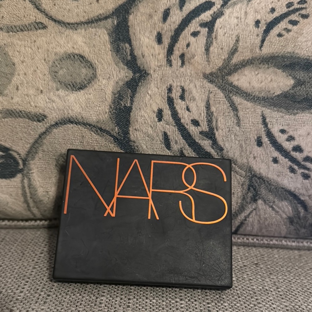 NARS Laguna 04 Bronzing Powder